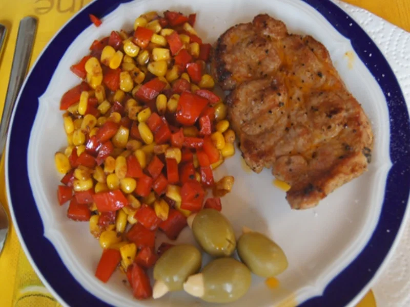 Nackensteak mit gebratenen Paprika-Mais-Mix - Rezept - Bild Nr. 11