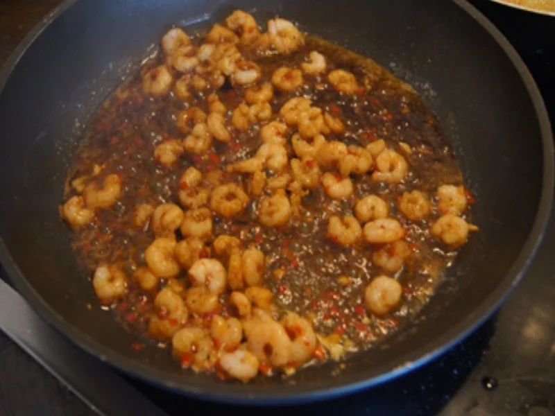Pasta mit Spaghetti, Gemüse und Garnelen - Rezept - Bild Nr. 8265