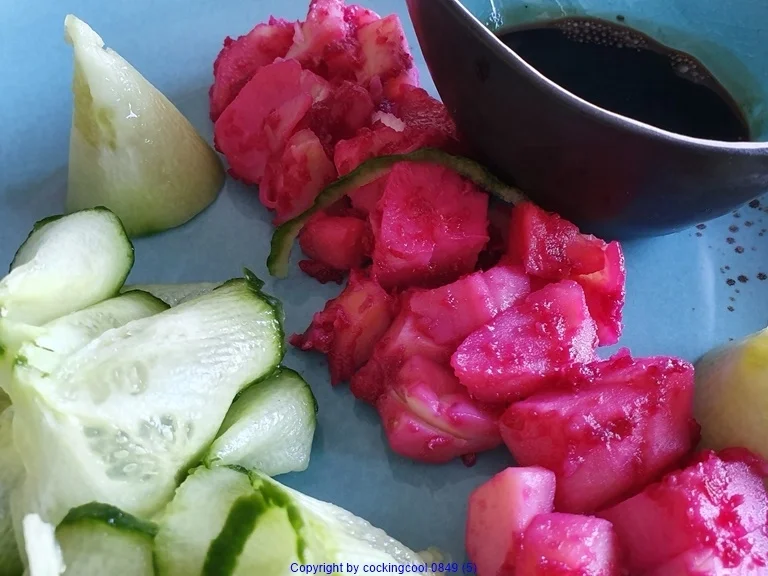 "Kartoffelsalat" für Lady`s mit "Rote Bete Relish" - Rezept - Bild Nr. 8256