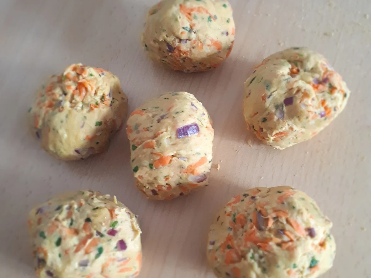 Rezept: indisch: Gajar Paratha - Karotten-Fladen Bild Nr. 8261 indisch: Gajar Paratha - Karotten-Fladen - Rezept - Bild Nr. 8261