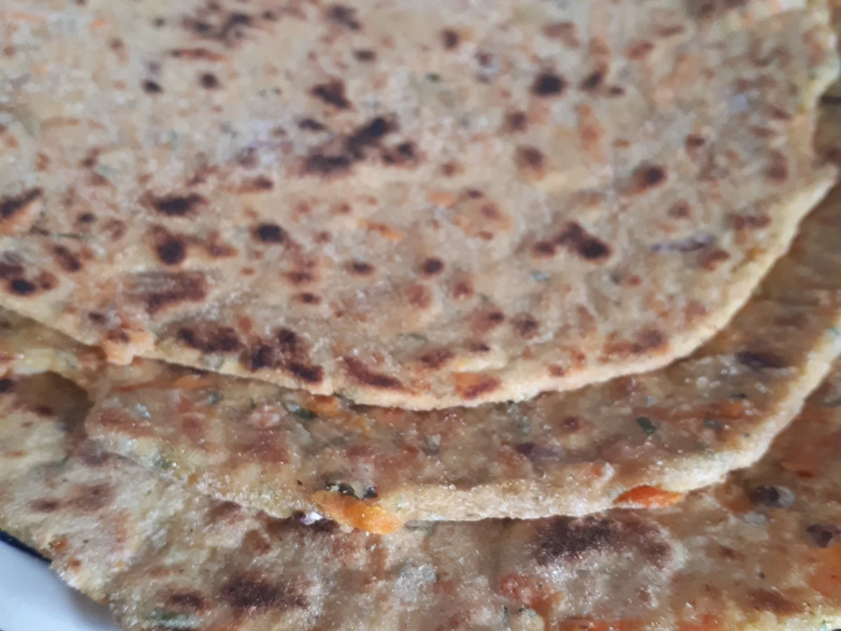 Rezept: indisch: Gajar Paratha - Karotten-Fladen Bild Nr. 8270 indisch: Gajar Paratha - Karotten-Fladen - Rezept - Bild Nr. 8270