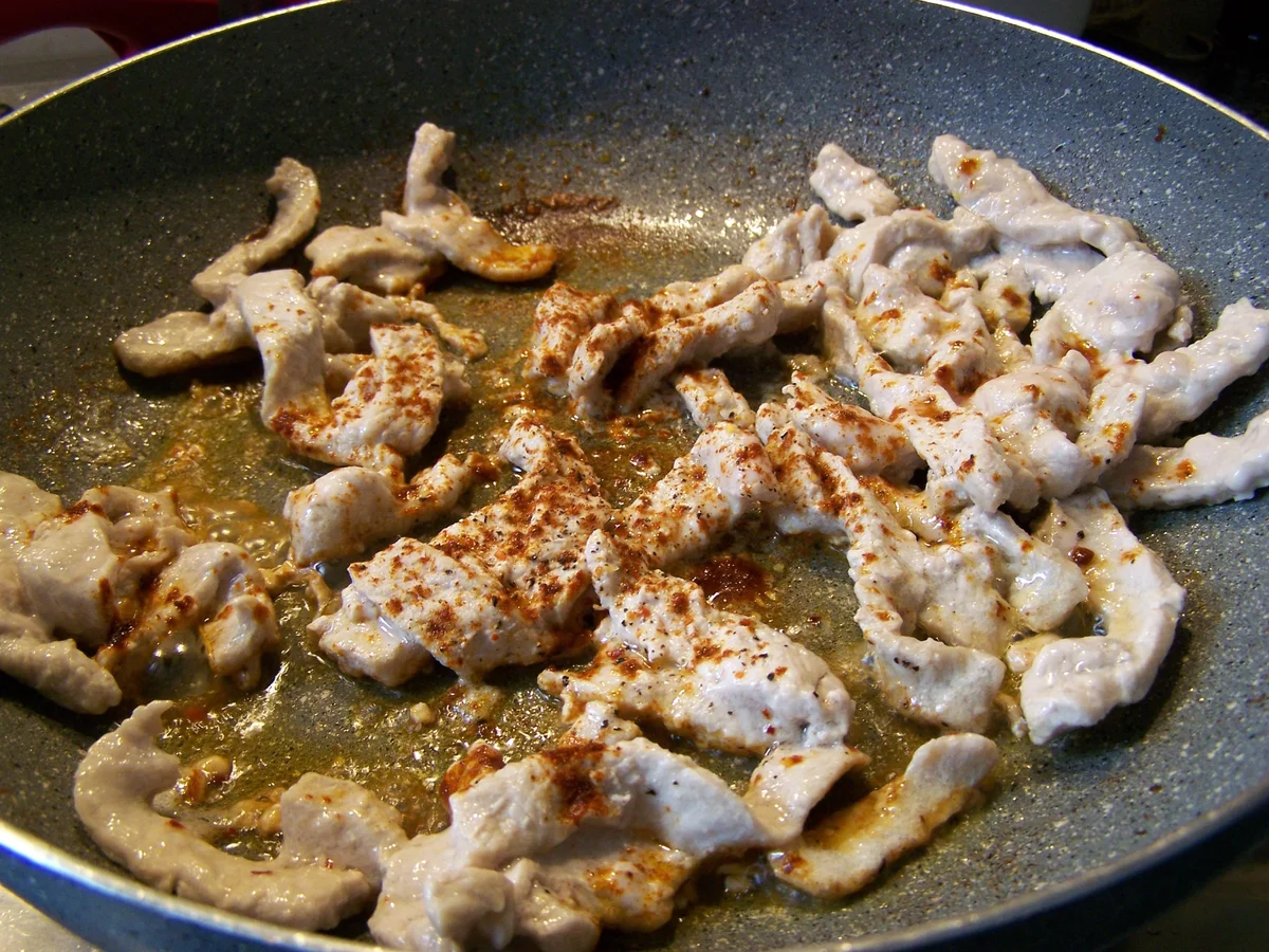 Schweinefilet-Champignon-Sahnegeschnetzeltes.... - Rezept - Bild Nr. 8263