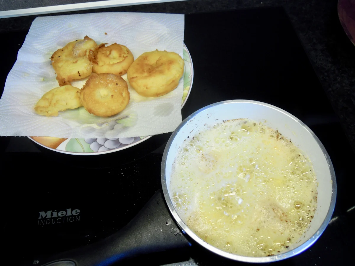 Äpfel im Backteig auf Wachauer Art - Rezept - Bild Nr. 8259