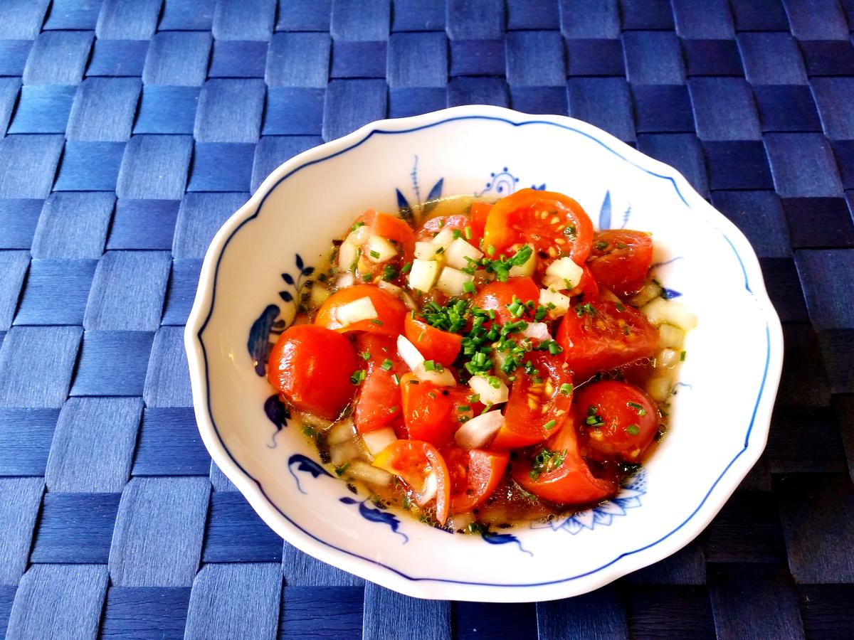 Marinierte Tomaten mit Bratkartoffeln und Eisbein in Aspik - Rezept - Bild Nr. 8261