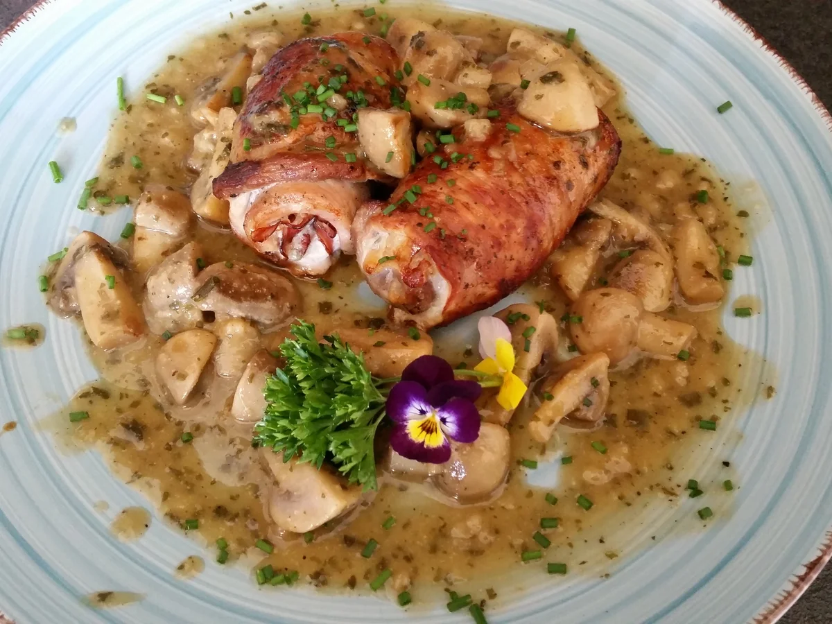 Rezept: Schnitzelröllchen Bild Nr. 8260 Schnitzelröllchen - Rezept - Bild Nr. 8260