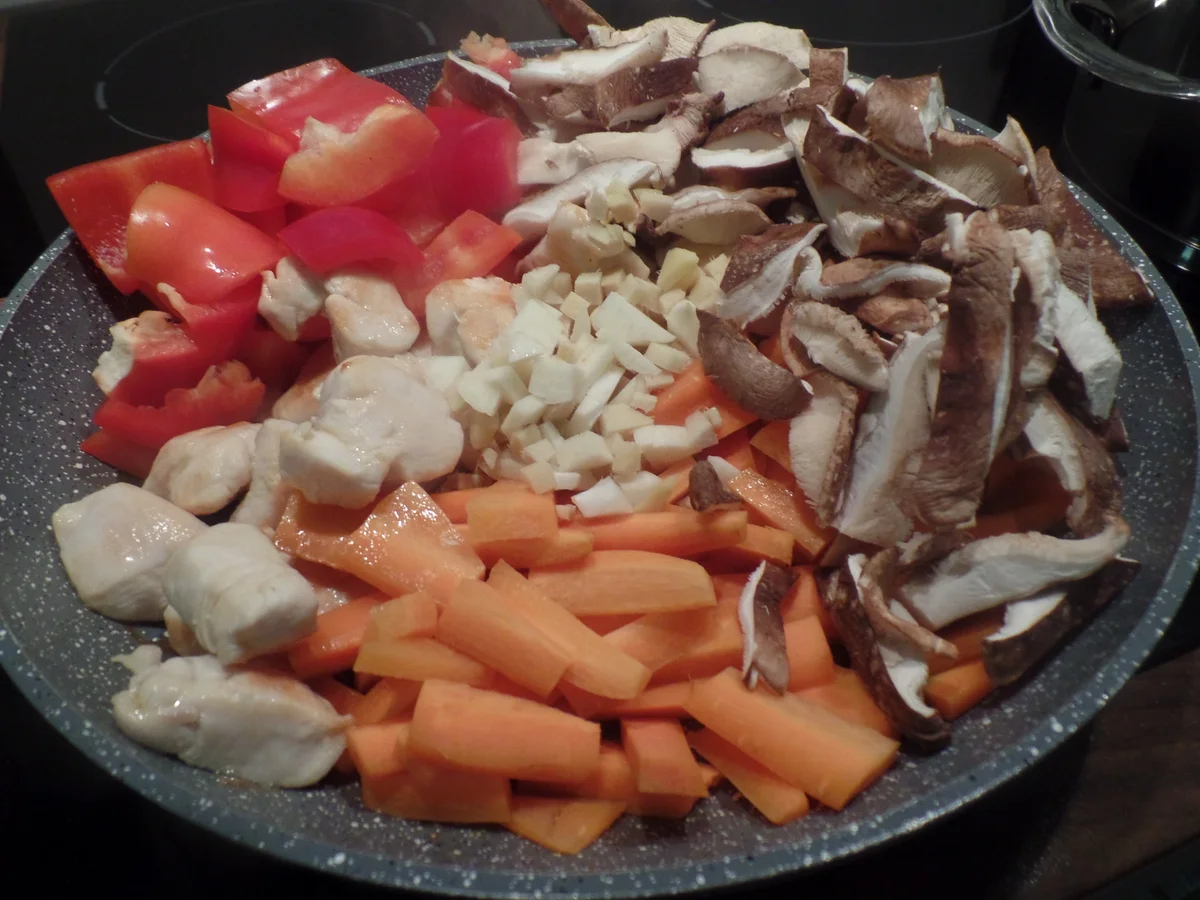 Rezept: Hähnchentopf mit Gemüse Bild Nr. 8265 Hähnchentopf mit Gemüse - Rezept - Bild Nr. 8265