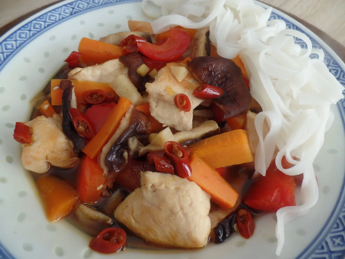 Rezept: Hähnchentopf mit Gemüse Bild Nr. 8267 Hähnchentopf mit Gemüse - Rezept - Bild Nr. 8267