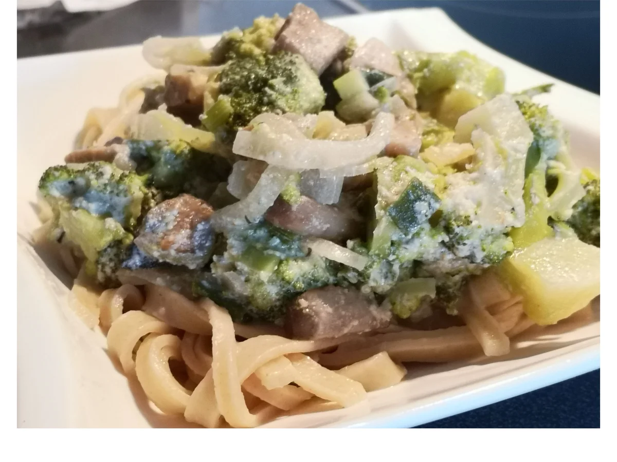 BiNe` S TAGLIATELLE IN GORGONZOLA - PARMESANSAUCE - Rezept - Bild Nr. 8261