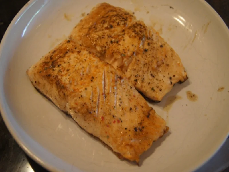 Lachsfilet mit Champignons und Mais-Kartoffel-Stampf - Rezept - Bild Nr. 8