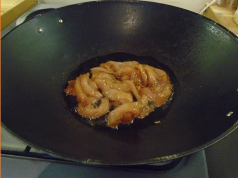 Rezept: Hähnchen-Champignon-Paprika-Wok und gelber Basmatireis Bild Nr. 8264 Hähnchen-Champignon-Paprika-Wok und gelber Basmatireis - Rezept - Bild Nr. 8264