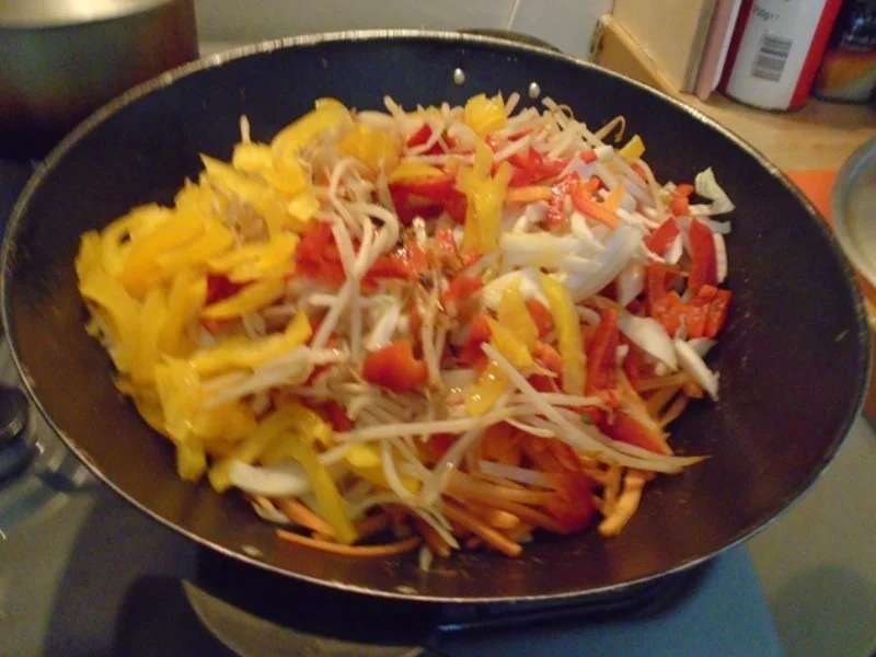 Rezept: Gebratener gelber Reis im Wok II Bild Nr. 7 Gebratener gelber Reis im Wok II - Rezept - Bild Nr. 7