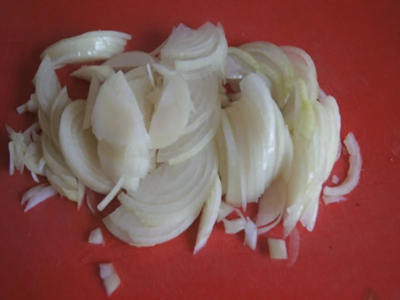 Rezept: Bratwurst mit Zwiebelsauce und Kartoffelstampf Bild Nr. 8266 Bratwurst mit Zwiebelsauce und Kartoffelstampf - Rezept - Bild Nr. 8266