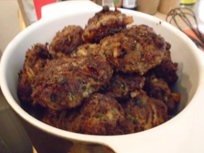 Buletten mit Sahnesauce, Drillingen und Blumenkohl-Brokkoli-Gemüse - Rezept - Bild Nr. 8265