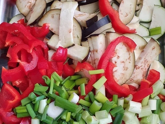 Rezept: Gemüseplatte mit Kartoffelperlen (auch kalt zu Essen) Bild Nr. 8260 Gemüseplatte mit Kartoffelperlen (auch kalt zu Essen) - Rezept - Bild Nr. 8260