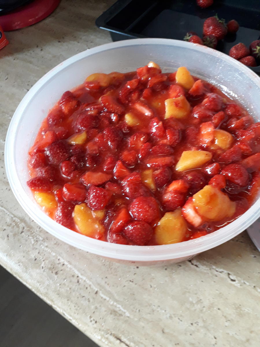 Erdbeeren-Pfirsich Marmelde - Rezept - Bild Nr. 8265
