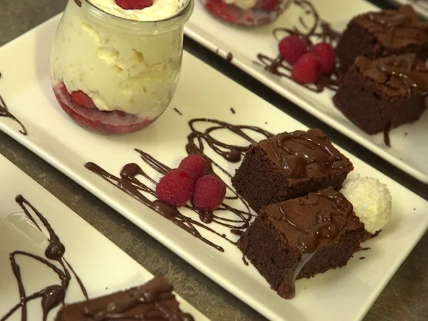 Rezept: Brownie mit Rafaellocreme Bild Nr. 2 Brownie mit Rafaellocreme - Rezept - Bild Nr. 2