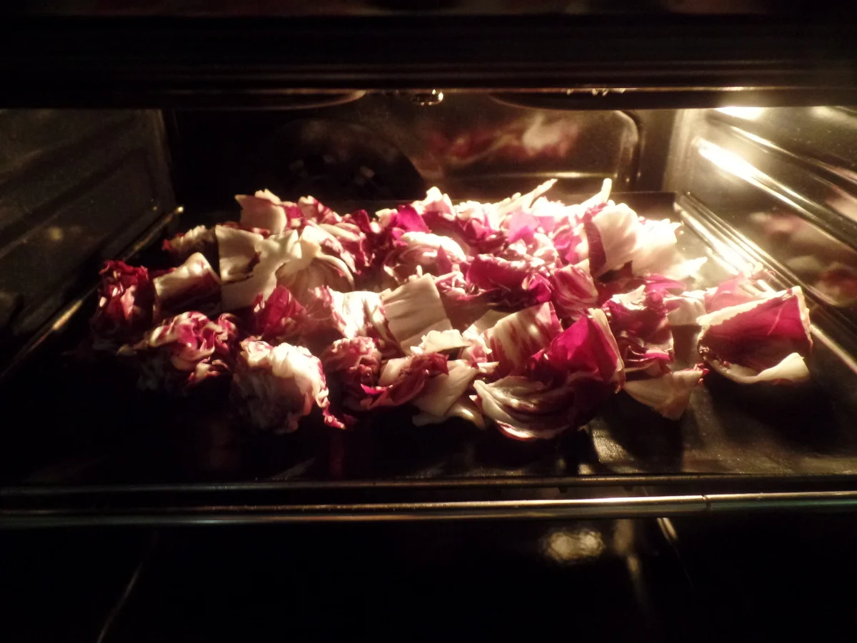 Rezept: Buttermilch-Flammkuchen mit Radicchio,Feldsalat und Wasabipaste Bild Nr. 8275 Buttermilch-Flammkuchen mit Radicchio,Feldsalat und Wasabipaste - Rezept - Bild Nr. 8275