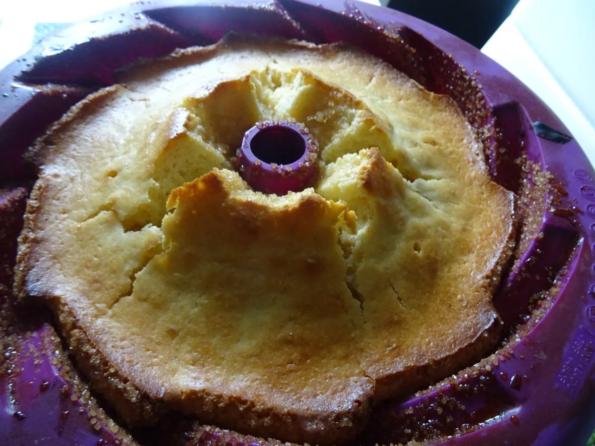 Joghurt-Limetten-Guglhupf - Rezept - Bild Nr. 3