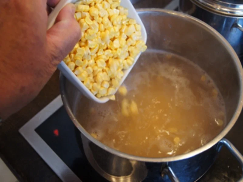 Rezept: Asiatische-Mais-Garnelen-Suppe Bild Nr. 8302 Asiatische-Mais-Garnelen-Suppe - Rezept - Bild Nr. 8302