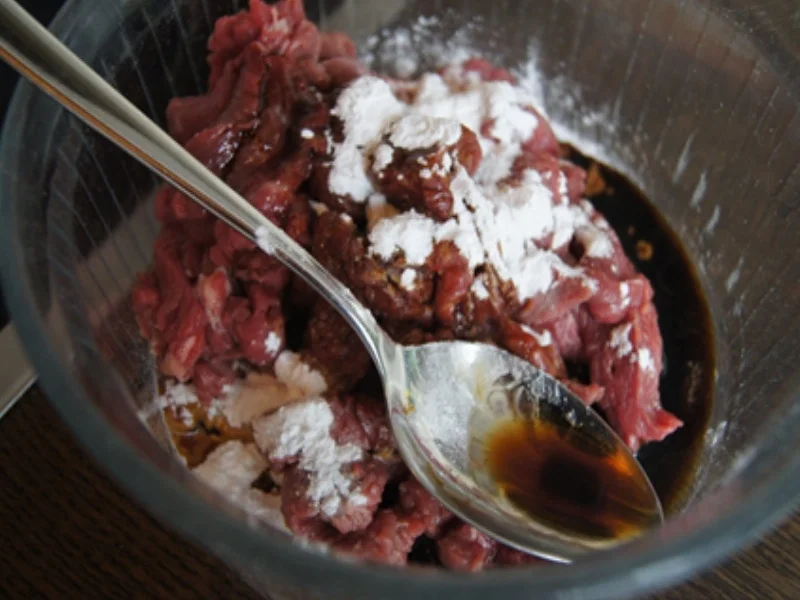 Gebratenes Rindfleisch und Gemüse mit Austernsauce und gelber Basmatireis - Rezept - Bild Nr. 7