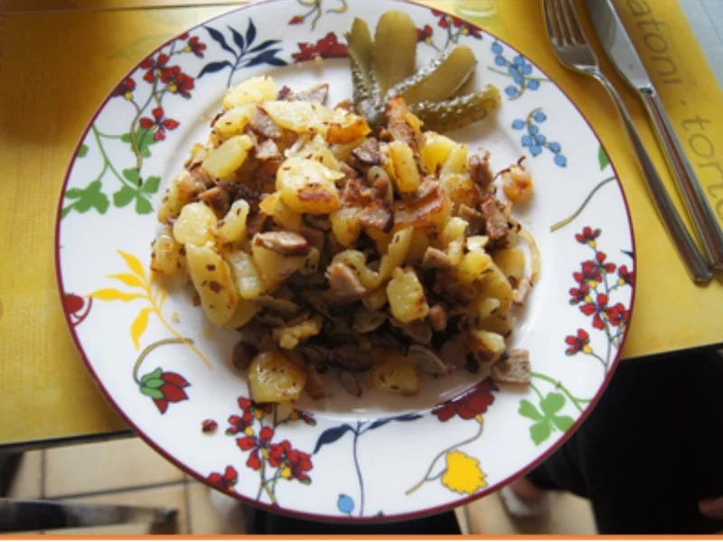 Rezept: Herzhafte Bratkartoffeln mit gemischten Salat Bild Nr. 8309 Herzhafte Bratkartoffeln mit gemischten Salat - Rezept - Bild Nr. 8309