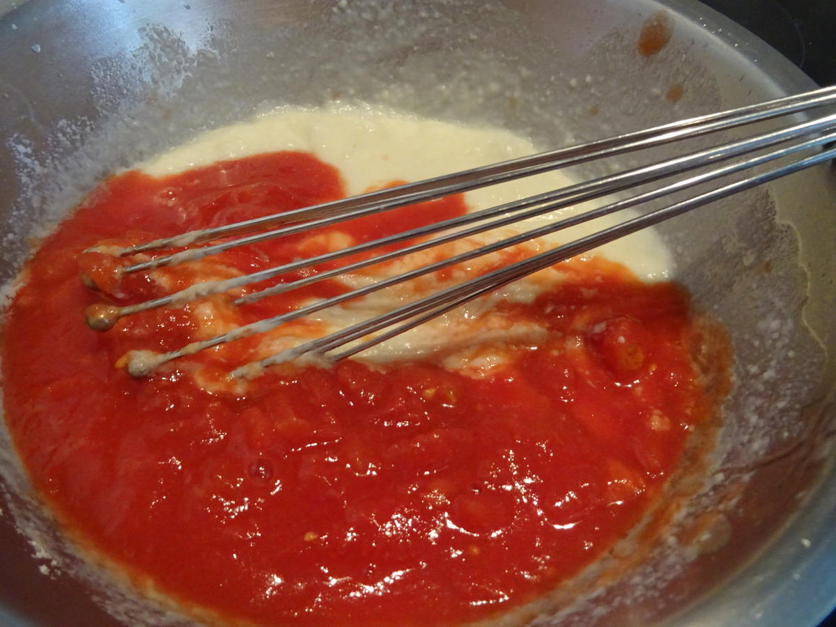 Conchiglioni mit dreierlei Füllung und Tomaten-Bechamel-Soße - Rezept - Bild Nr. 8307