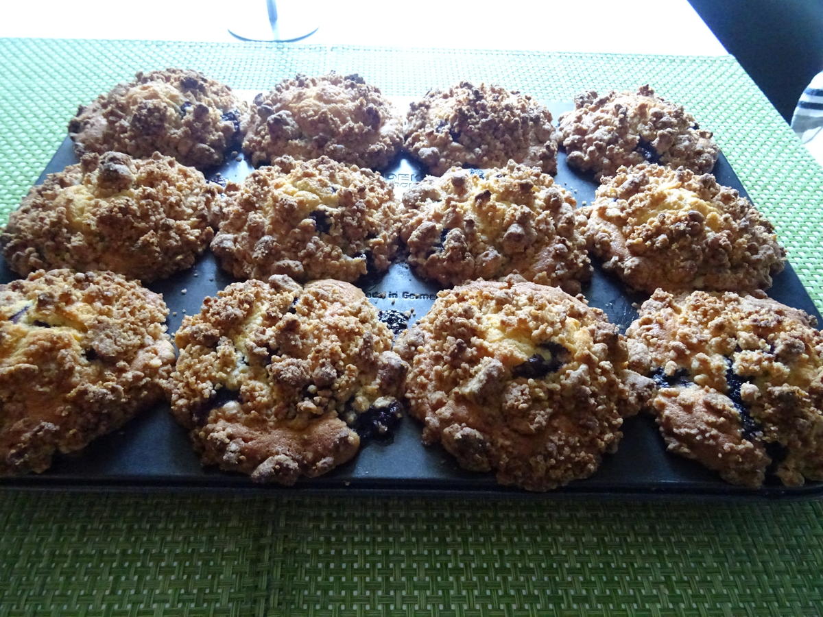 Heidelbeer-Muffins mit Marzipan-Streuseldecke - Rezept - Bild Nr. 4