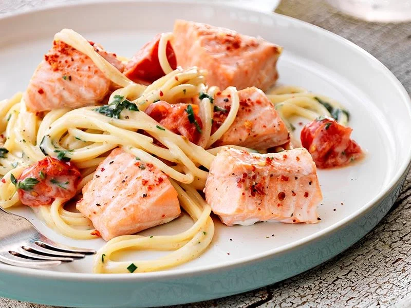 BiNe` S LACHS MIT GEMÜSE & ORANGENSAUCE - Rezept - Bild Nr. 2