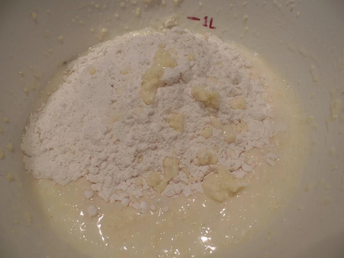 Rezept: Buttermilch-Minimuffins mit Heidelbeeren-Kompott Bild Nr. 8342 Buttermilch-Minimuffins mit Heidelbeeren-Kompott - Rezept - Bild Nr. 8342