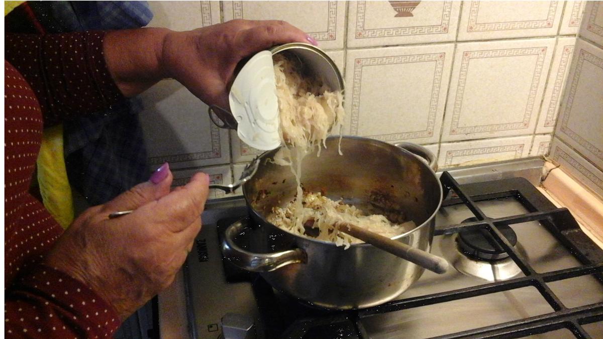 Tschechischer Schweinebraten mit Sauerkraut und Hefeknödel - Rezept - Bild Nr. 8372