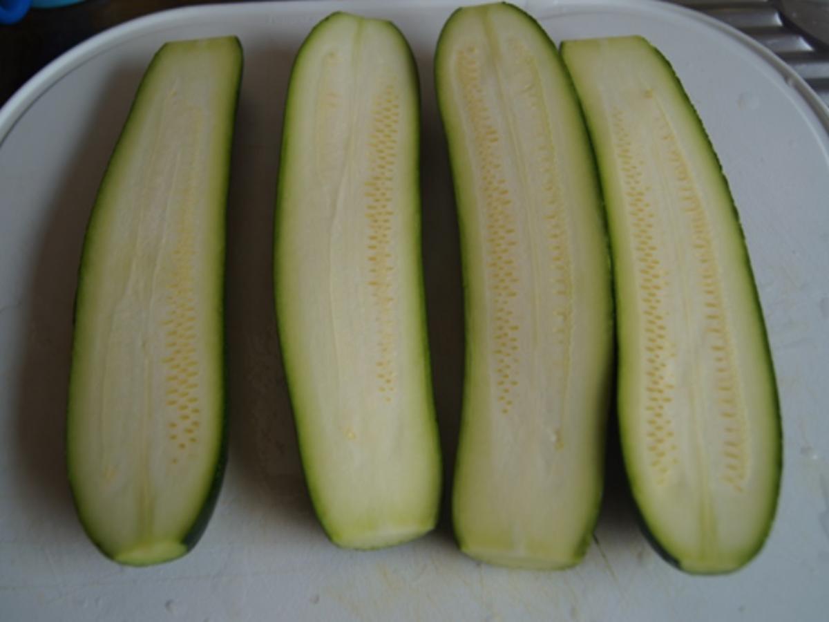 Gefüllte Zucchini mit gelben Basmatireis - Rezept - Bild Nr. 6
