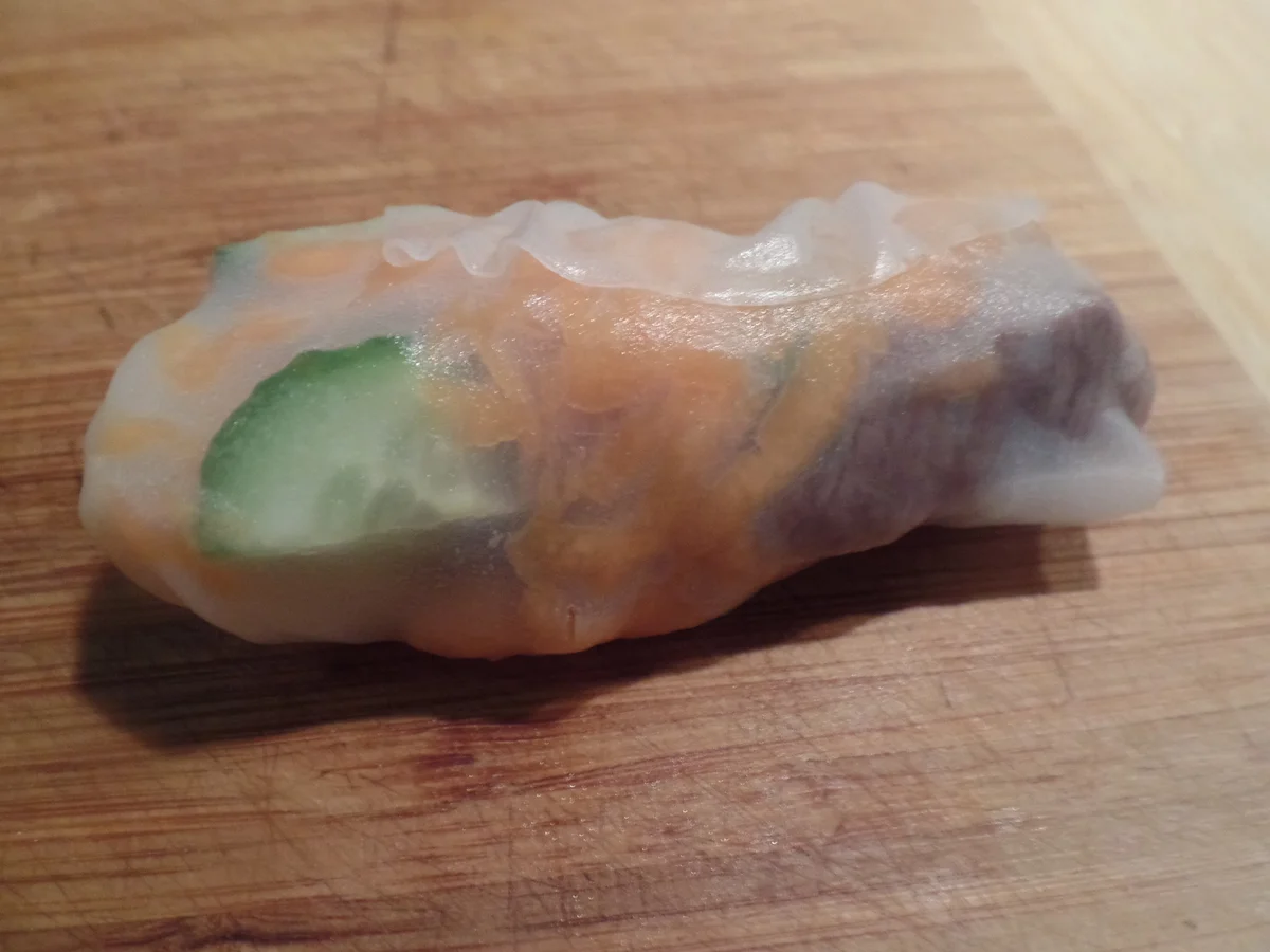 Sommerrollen mit Rinderfilet und Garnelen - Rezept - Bild Nr. 8383