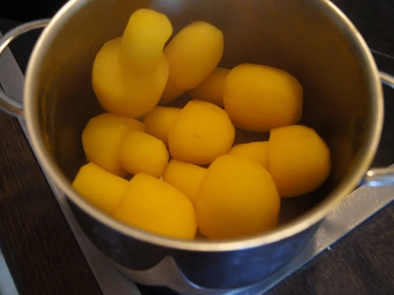 Flickerklops mit Kartoffelpilzen und Rote Bete - Rezept - Bild Nr. 16