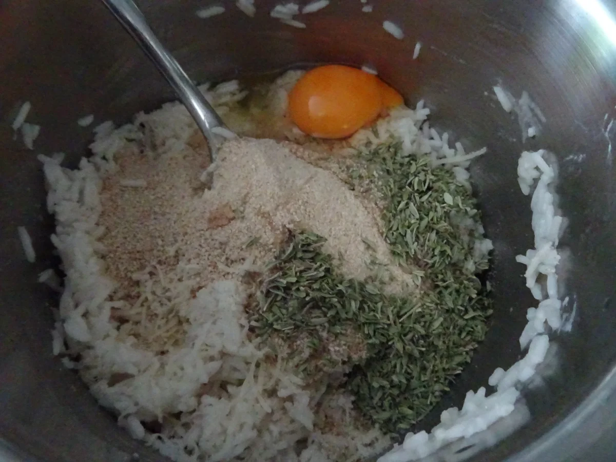 Saiblings-Filet-Röllchen und Reistaler vom Grill mit Honig-Senf-Soße - Rezept - Bild Nr. 8377