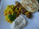 Filet-Spieß - orientalisch gewürzt - mit Fladenbrot und Dattel-Pistazien-Dip - Rezept - Bild Nr. 8378