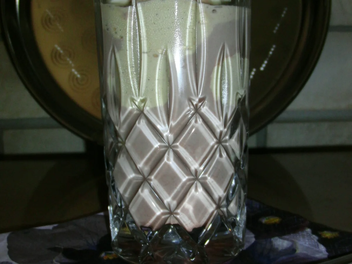 Rezept: EISSCHOKOLADE Bild Nr. 3 EISSCHOKOLADE - Rezept - Bild Nr. 3