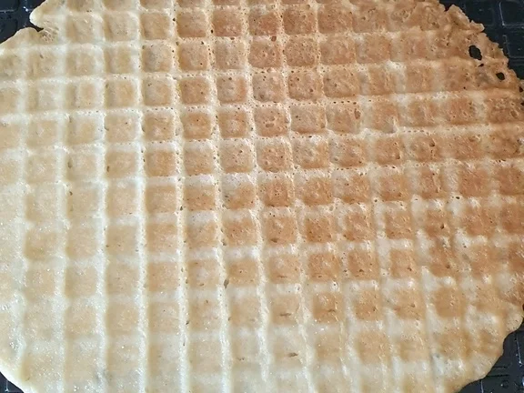 Rezept: Waffeln für Eis und Dessert oder Amuse Gueule und Amuse Bouche Bild Nr. 8392 Waffeln für Eis und Dessert oder Amuse Gueule und Amuse Bouche - Rezept - Bild Nr. 8392