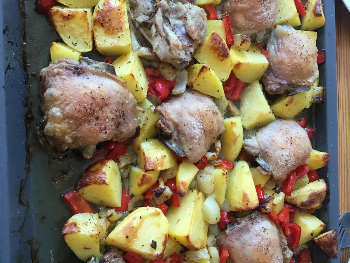 Kartoffel-Paprika-Hähnchen-Blech - Rezept - Bild Nr. 8394