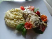 Seelachs "Caprese" mit cremiger Rosmarin-Polenta - Rezept - Bild Nr. 2