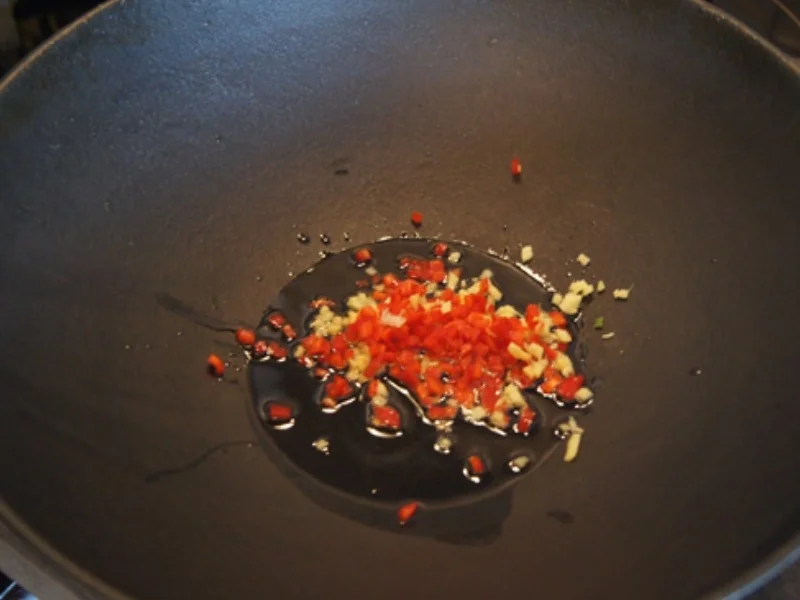 Rindfleisch-Paprika-Wok mit Cashew-Reis - Rezept - Bild Nr. 8430