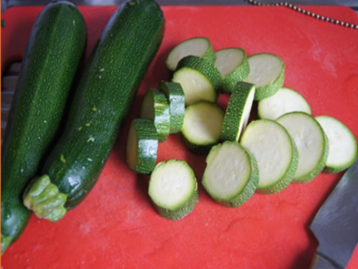 Gebratene Zucchini mit Kartoffelstampf - Rezept - Bild Nr. 6