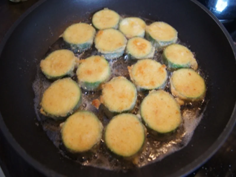 Rezept: Gebratene Zucchini mit Kartoffelstampf Bild Nr. 11 Gebratene Zucchini mit Kartoffelstampf - Rezept - Bild Nr. 11