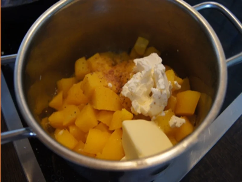 Rezept: Gebratene Zucchini mit Kartoffelstampf Bild Nr. 15 Gebratene Zucchini mit Kartoffelstampf - Rezept - Bild Nr. 15