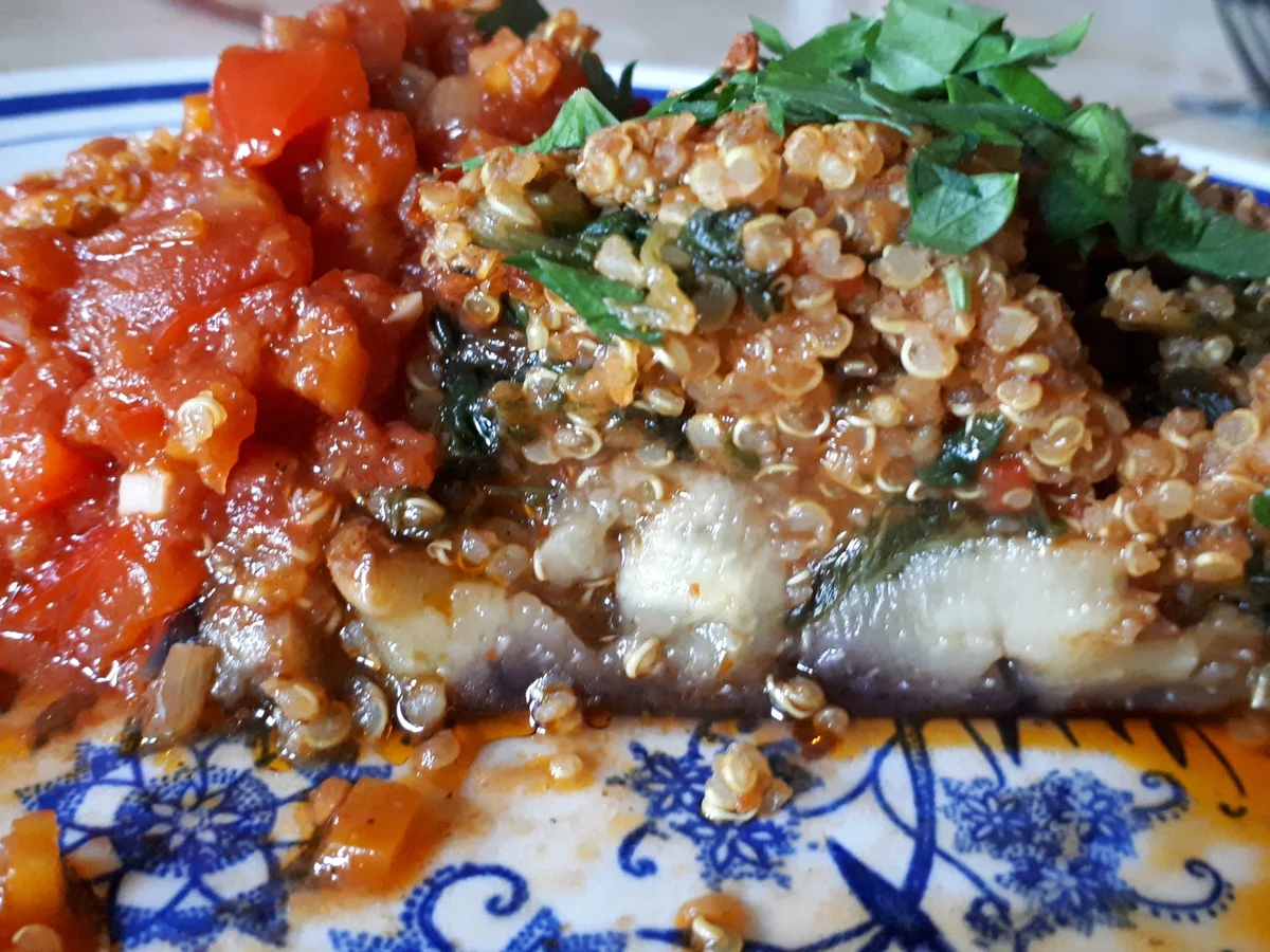 Rezept: Gefüllte Aubergine mit Tomaten-Ragout Bild Nr. 4 Gefüllte Aubergine mit Tomaten-Ragout - Rezept - Bild Nr. 4