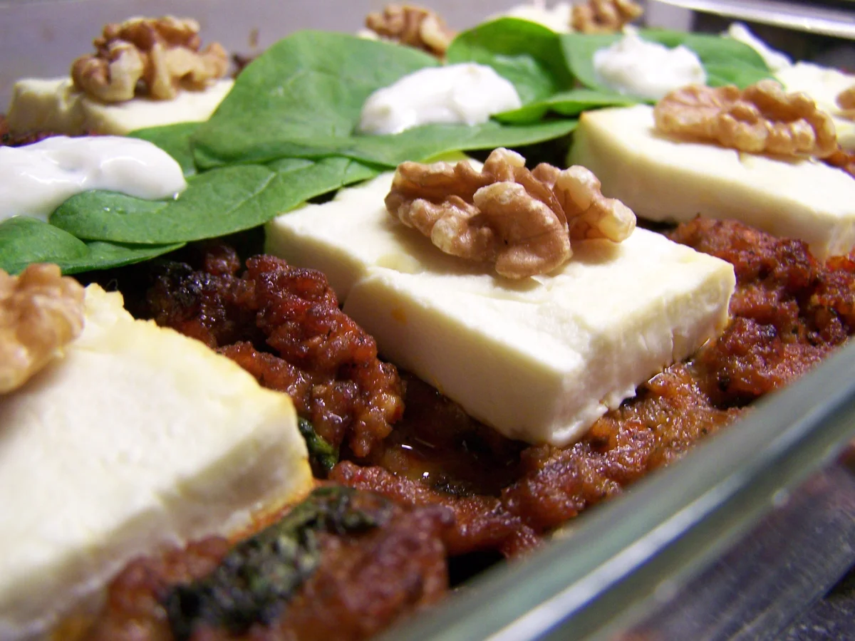 Rezept: Aubergine in fleischiger Gesellschaft... Bild Nr. 8425 Aubergine in fleischiger Gesellschaft... - Rezept - Bild Nr. 8425