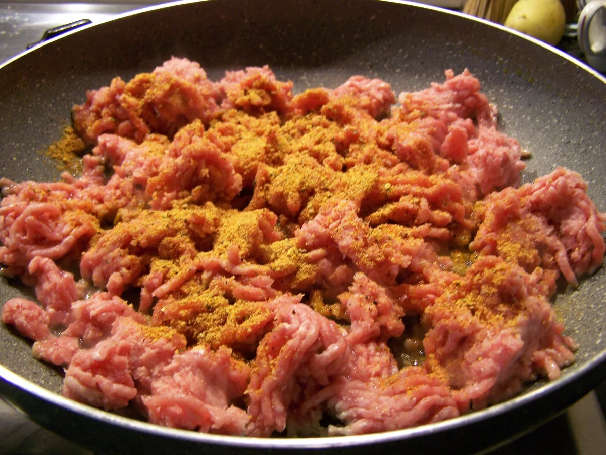 Rezept: Aubergine in fleischiger Gesellschaft... Bild Nr. 8429 Aubergine in fleischiger Gesellschaft... - Rezept - Bild Nr. 8429