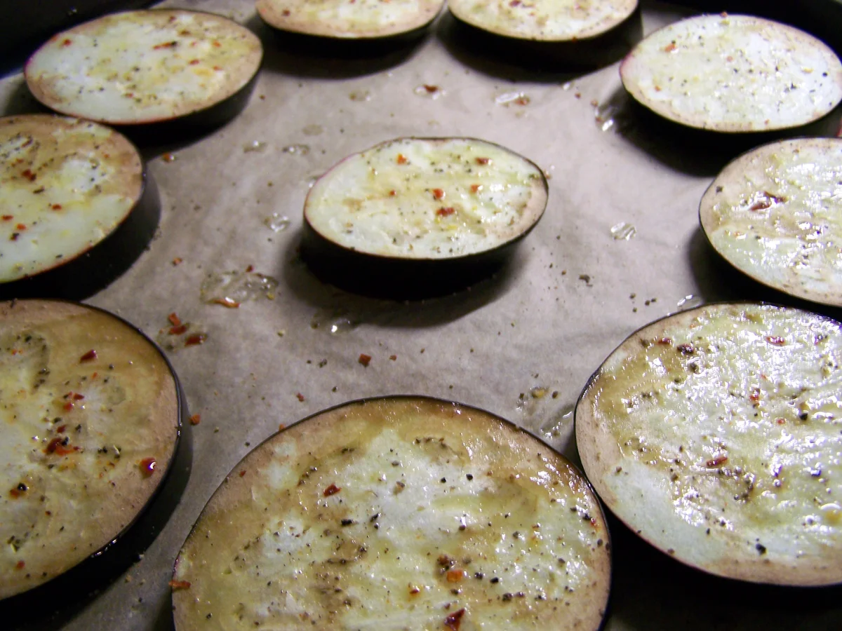 Rezept: Aubergine in fleischiger Gesellschaft... Bild Nr. 8432 Aubergine in fleischiger Gesellschaft... - Rezept - Bild Nr. 8432