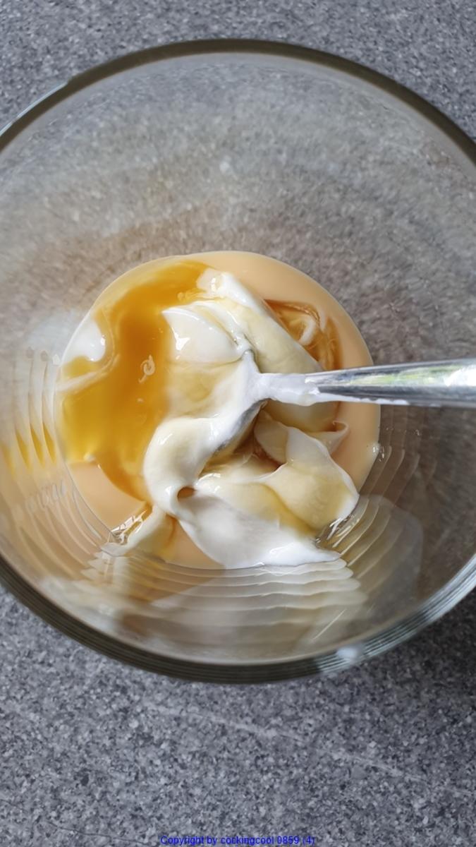 Griechischer Joghurt mit eingelegten Kirschen - Rezept - Bild Nr. 8472