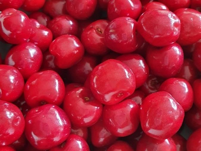Eingelegte Kirschen nach \"Amarena Style\" Rezept kochbar.de