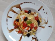 Spagetti mit gelber Zucchini ,Schwarze Oliven - Rezept - Bild Nr. 8471